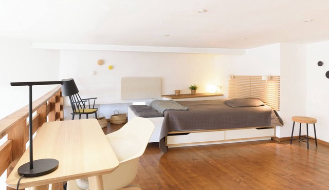 Rue du Centre | Bright duplex near Montreux train station