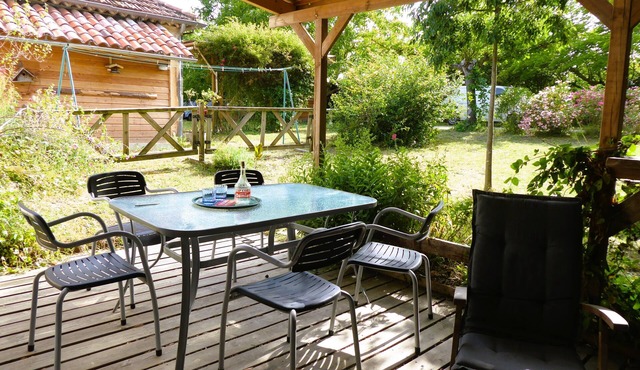 Rue Paradis, Gite Champêtre in Drôme Provençale, in restored farmhouse 4pers