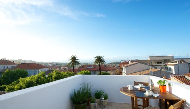 Rue Sade Bed & Breakfast