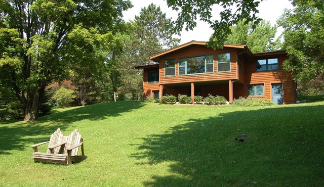 Ruffed Grouse Lodge on Wilson Lake