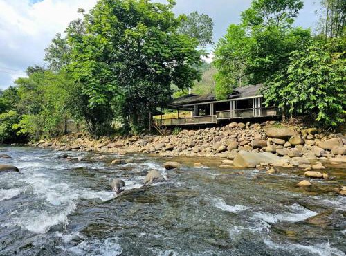 Rugading Riverside Villa near Kota Kinabalu.
