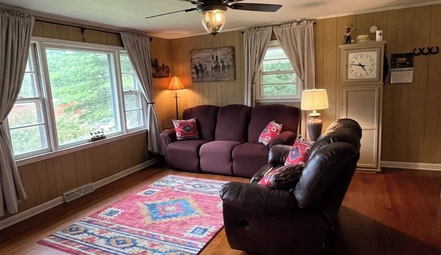 Rugby Mountain House Unplugged