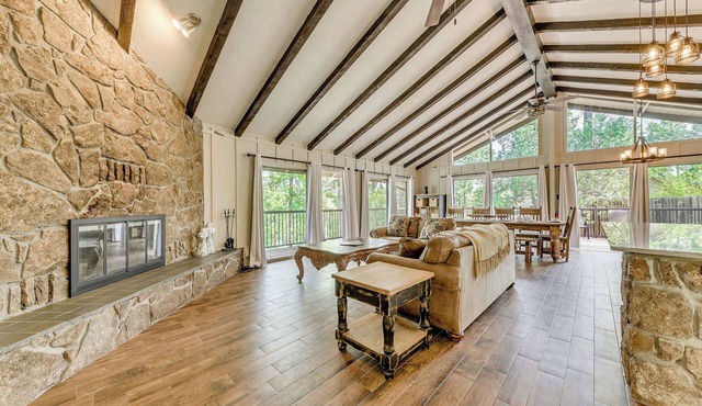Ruidoso Vacation Rental w/Spacious Deck