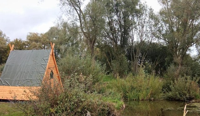 Rum Bridge "Owl Watch" wooden tipi