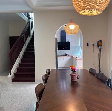 Rumah Lea, Hafsah & Luqman