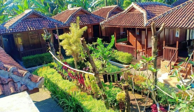 Rumah Mertua Cottage By Reccoma