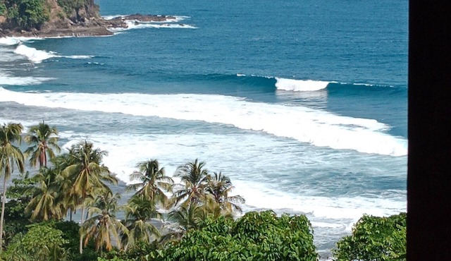 Rumah Nalu Surf Camp