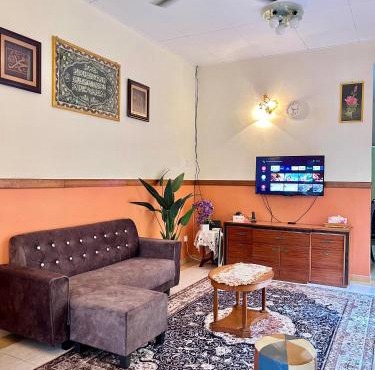 Rumah Tamu by Perdana Hōmes for Múslim only