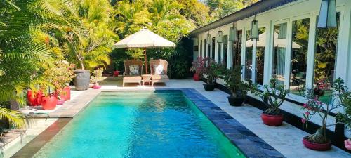 Rumah TONTON, Charming cottage in a pop-art atmosphere