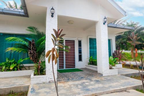 Rumahkita Beranang TJS White House 2 near Broga Lenggeng