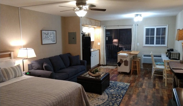 Rumbling Bald Resort/Apple Valley Villa mountain getaway!