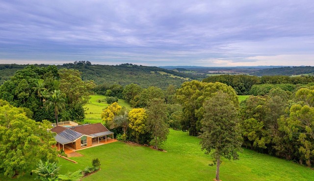 Rural 4-bedroom house with stunning views