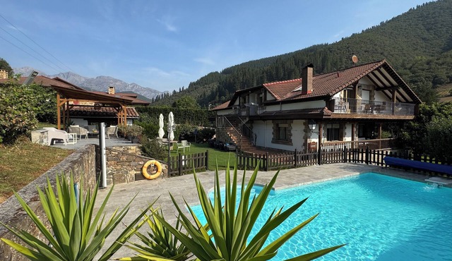 Rural apartment in the area of Picos de Europa