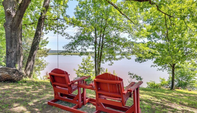 Rural Arkansas Vacation Rental w/Lake Access