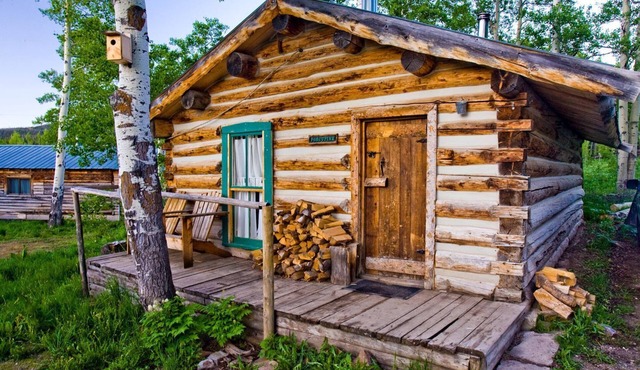 Rural Cabin Rental in Secluded Mountain Area in North Central Colorado