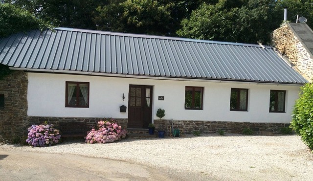 Rural converted stable with garden