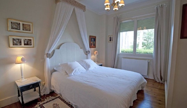 Rural country retreat with private heated pool and driving range!