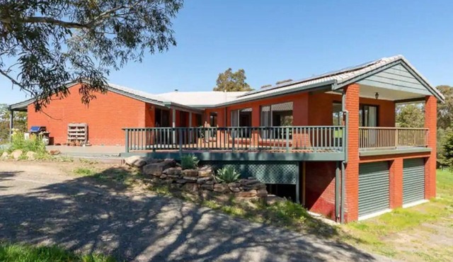 Rural Escape, Full Air Con, WiFi & Scenic Views