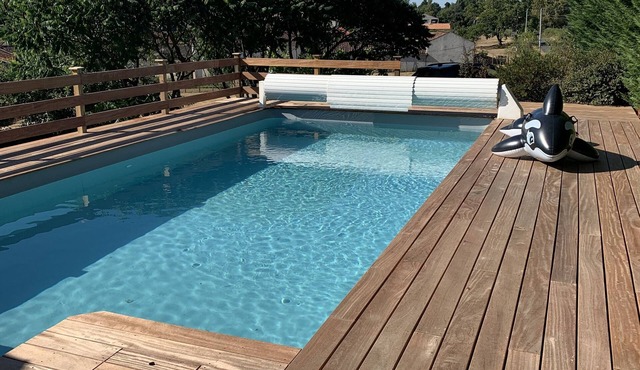 Rural farmhouse with private pool, ideal for families