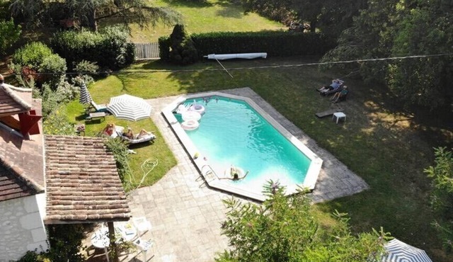 Rural family peace and tranquility. Up to12 guests, self catered.