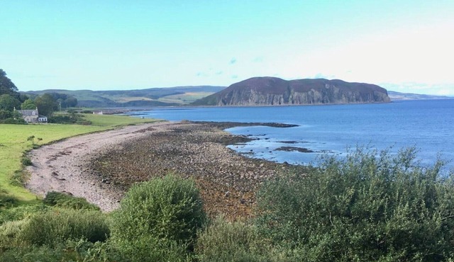 Rural Farmhouse on Kintyre, West Coast hidden gem sleeps 8