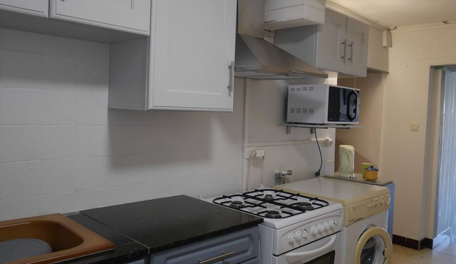 RURAL GITE calm, in the countryside near deToulouse etl Ariège: 'LES PLATANES'