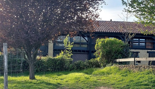 Rural gîte and equestrian stopover on an AB-certified ethological farm, in a peaceful setting