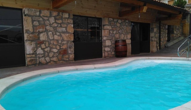 Rural House 'Gemelas Del Duratón' with Mountain Views, Private Garden and Wi-Fi