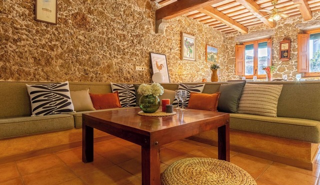 Rural House El Graner