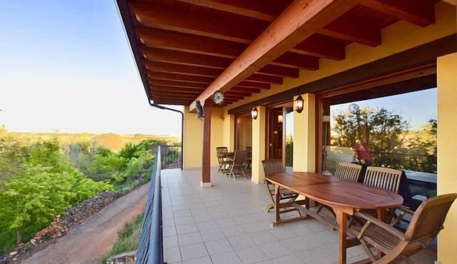 Rural house (full rental) Los Antiguos Pajares for 10 people
