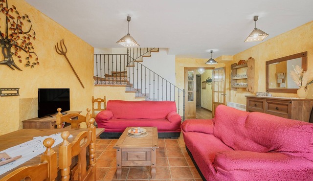 Rural House 'Casas Rurales Las Eras II B' with Mountain Views, Private Terrace and Balcony