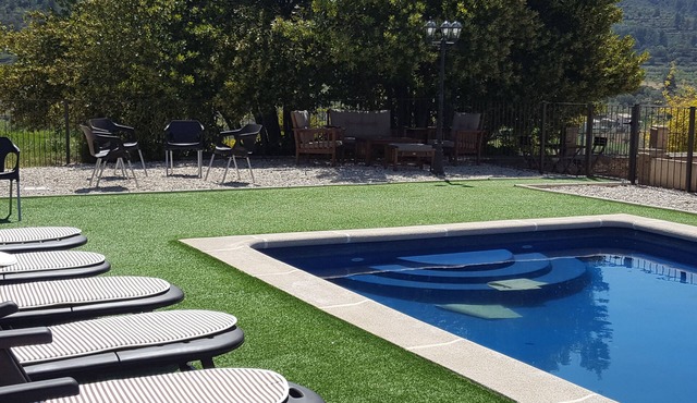 Rural house 3 with pool and garden with barbecues