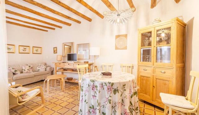 Rural House 'Casa Estel Miracle' with Private Terrace and Courtyard