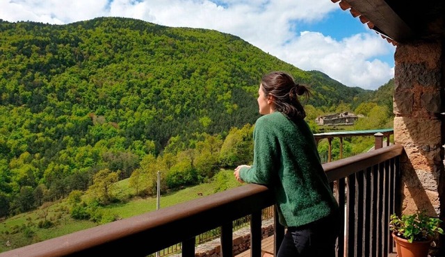 Rural House Casal de Mataplana (full rental for 6 - 10 people)