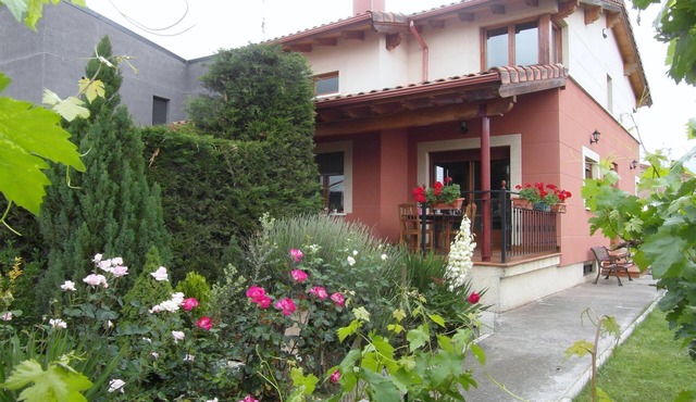 Rural House Cuarenta y Ocho Luces, 4 stars, 10 km from Burgos