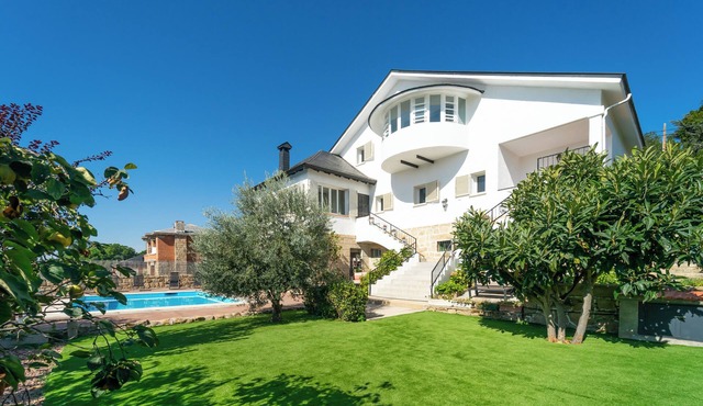 Rural house in La Pedriza. Wellness, disconnection and nature.