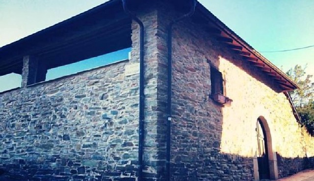 Rural house (full rental) Pico del lugar for 8 people