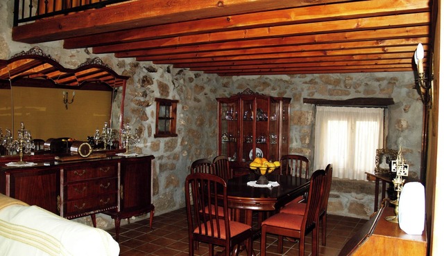 Rural house in Ávila Gemerendura y Son soles (With fireplace and pet friendly)
