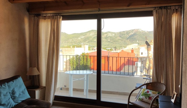 Rural house in Sant Mateu, Castellón. Near Morella and Peniscola. Beach at 20min
