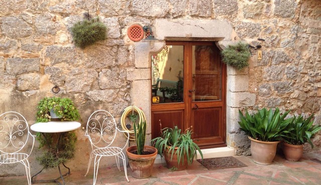 Rural house in small village, with garden and community pool.
