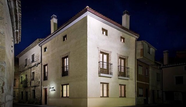Rural House La Flora for 8 people