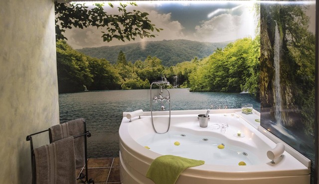 Rural house with special jacuzzi for couples