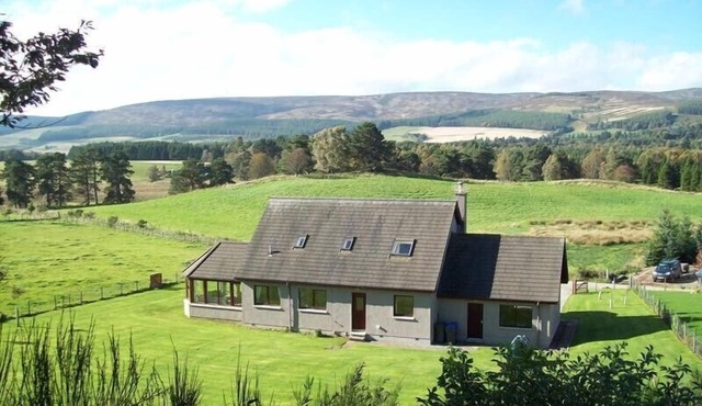 Rural north east Scotland holiday home at Lumsden Aberdeenshire