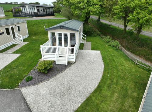 Rural Retreat Chy Kensa a Hot Tub Haven