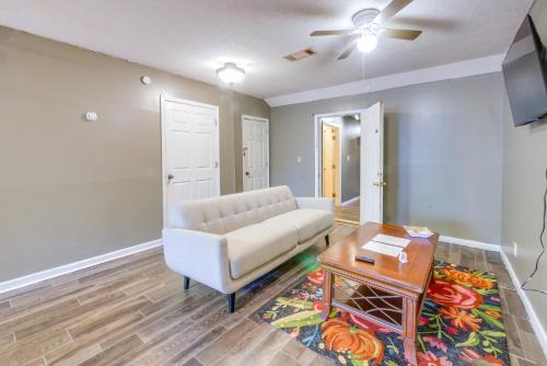 Rural Retreat in Fort Valley 8 Mi to Main Street!