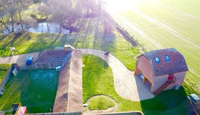 Rural Retreat with Sunset View