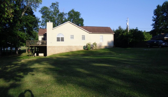 Rural setting in midst of quaint, small, historic town w/plenty of activities