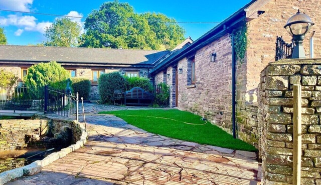 RURAL stone barn with Log Burner, tranquil setting