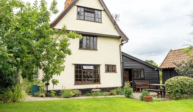 Rural Timber Framed 16th C Cottage With Use Of Indoor Heated Pool