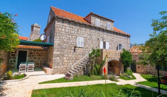 Rural villa Forest with private pool near Dubrovnik